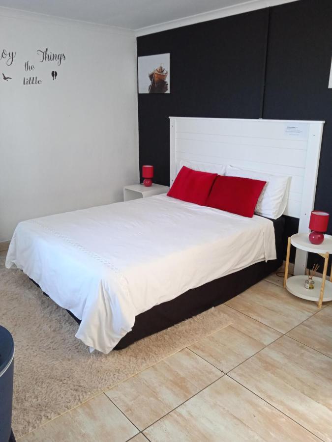 Homestay Ilitha Park *